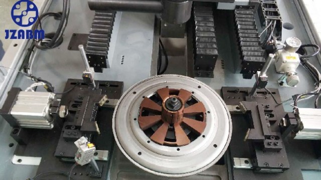 立式動平衡機