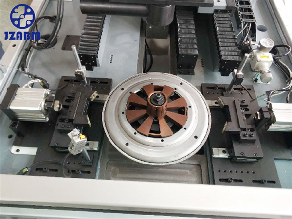 立式鉆孔全自動平衡機